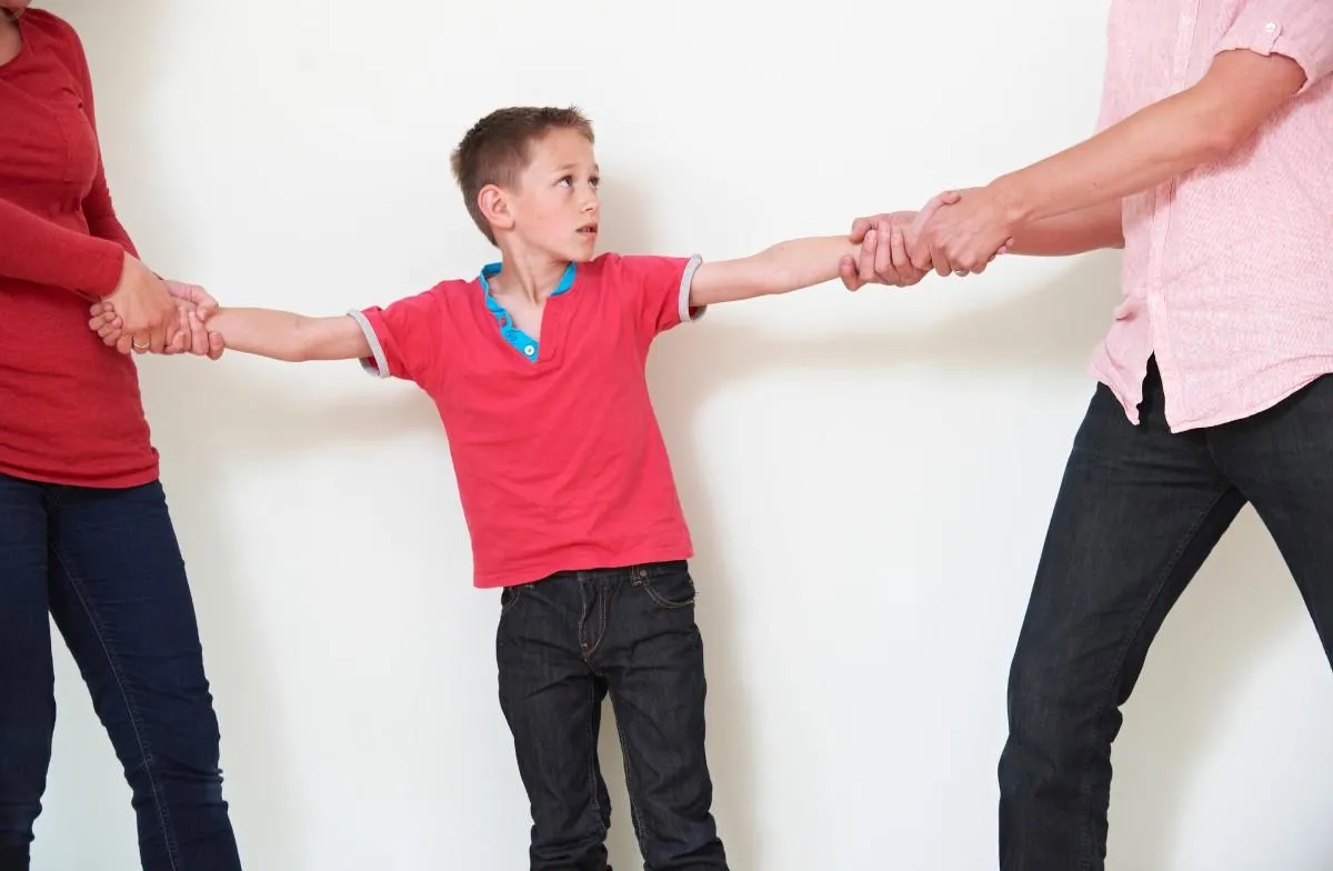 Kiedy ojciec nie może odebrać dziecka z przedszkola? Sprawdź powody